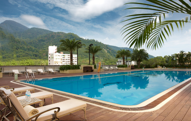 游泳池設(shè)備的進(jìn)水口安裝有哪些講究？ 